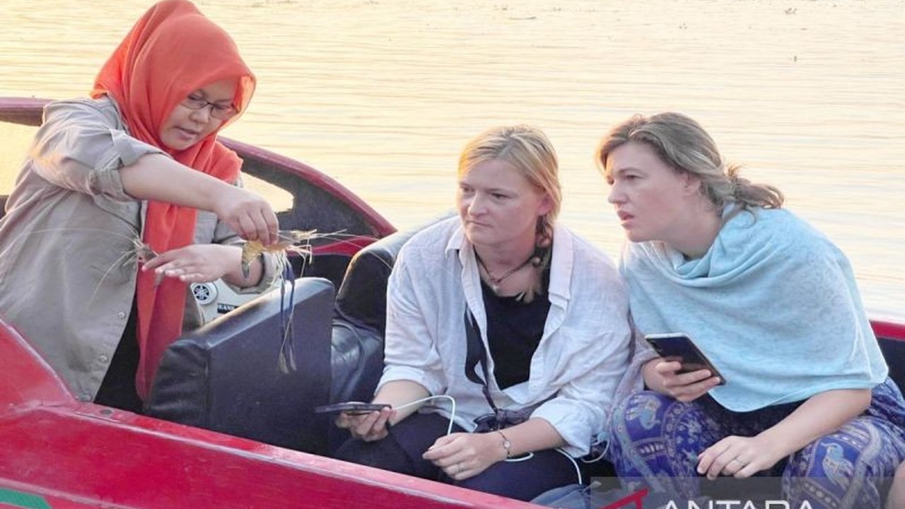 ULM Tingkatkan Populasi Udang Galah di Pulau Curiak, Lestarikan Ekosistem dan Ekonomi Masyarakat