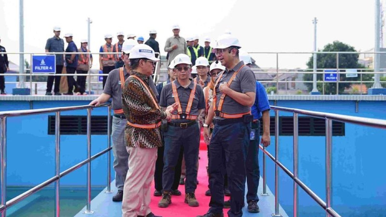 Gubernur DKI Jakarta meresmikan IPA Buaran III yang mampu memproduksi 3.000 liter air per detik, meningkatkan akses air bersih bagi warga Jakarta dan menargetkan cakupan 100 persen pada 2029.