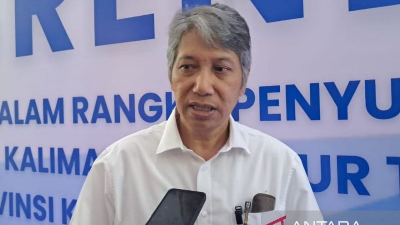 Otorita Ibu Kota Nusantara (OIKN) memastikan kesiapan hunian bagi Aparatur Sipil Negara (ASN) di Ibu Kota Nusantara (IKN) untuk tahap awal perpindahan, termasuk penyelesaian kendala administrasi proyek Kementerian PUPR.