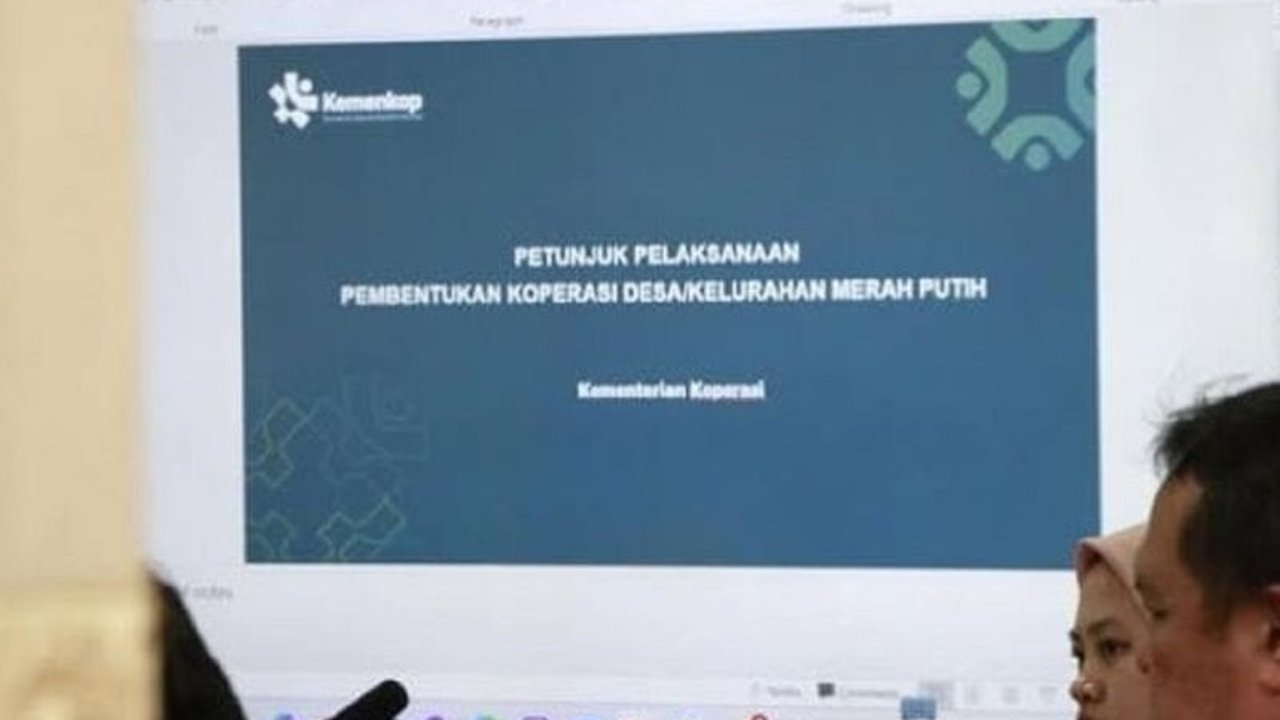 Enam kelurahan di Kota Madiun terpilih sebagai pilot project nasional untuk implementasi Koperasi Merah Putih, sebuah program pemerintah untuk memperkuat ekonomi lokal dan UMKM.