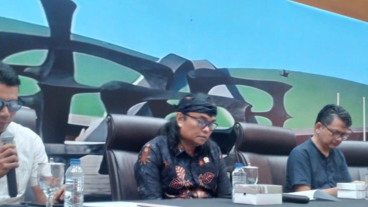 Komisi IX DPR belum mendapat penugasan untuk membahas RUU PPRT,  sementara Baleg DPR mengusulkan agar RUU tersebut dibahas di Baleg untuk percepat pengesahan.
