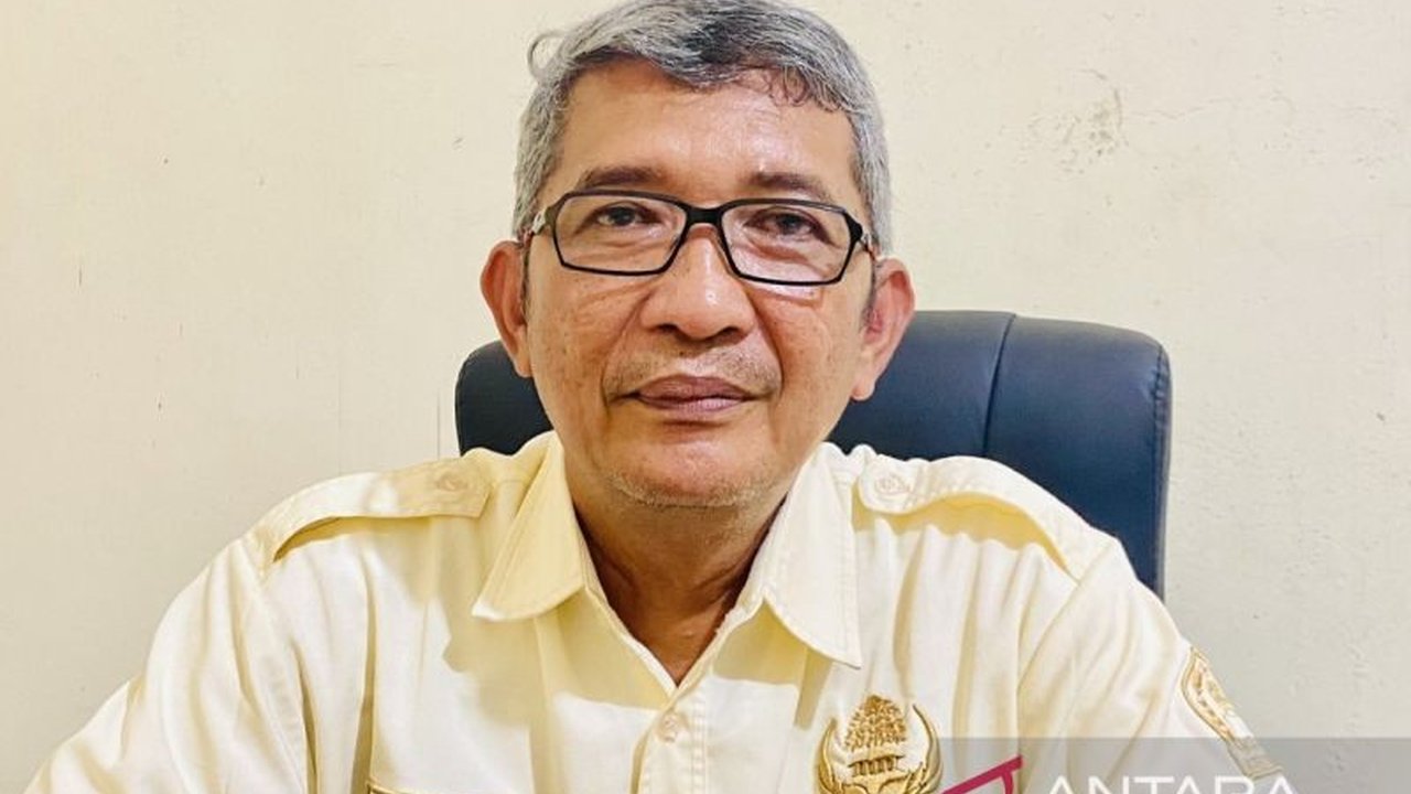 Pemerintah Kabupaten Aceh Barat meminta 321 kepala desa menunda pengadaan buku perpustakaan desa karena anggaran Dana Desa harus diprioritaskan untuk program ketahanan pangan dan kemiskinan ekstrem.