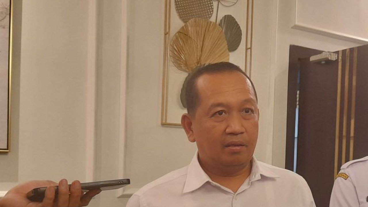 Pemerintah Kota Serang akan segera melakukan rotasi jabatan eselon II untuk penyegaran birokrasi dan peningkatan kinerja dalam mendukung program unggulan Wali Kota.