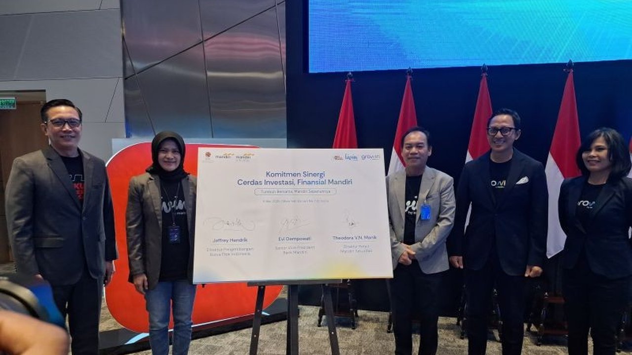 Mandiri Sekuritas meluncurkan program 'Cerdas Investasi' untuk menarik 1 juta investor baru hingga 2025, meningkatkan literasi dan inklusi keuangan di Indonesia.