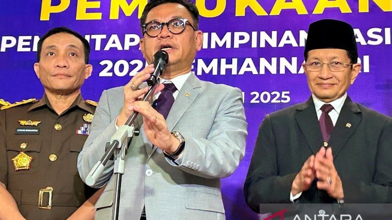 Menteri Agama (Menag) membuka peluang penurunan biaya haji 2025 setelah Presiden Prabowo Subianto menginstruksikan agar biaya haji Indonesia lebih murah dari Malaysia.