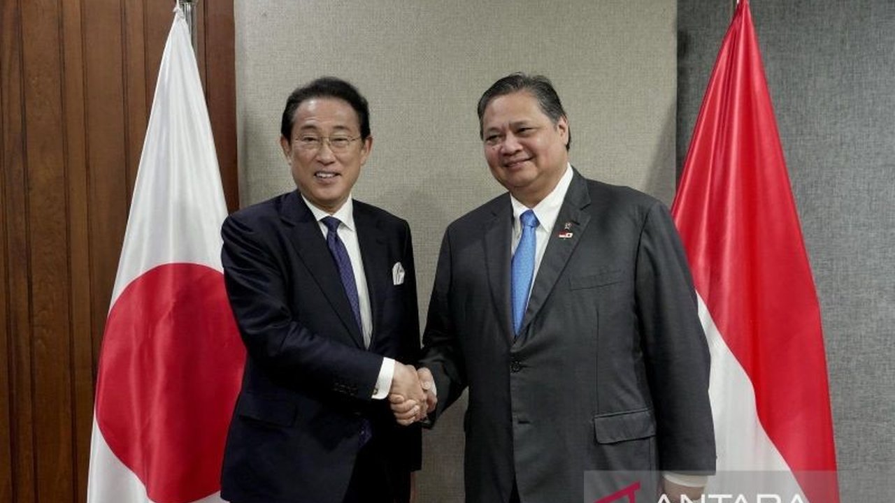 Pemerintah Indonesia berhasil mendapatkan pendanaan sebesar Rp8,21 triliun dari AZEC untuk proyek Pembangkit Listrik Tenaga Panas Bumi (PLTP) Muara Laboh Unit 2 di Sumatera Barat, yang ditargetkan beroperasi pada 2027.