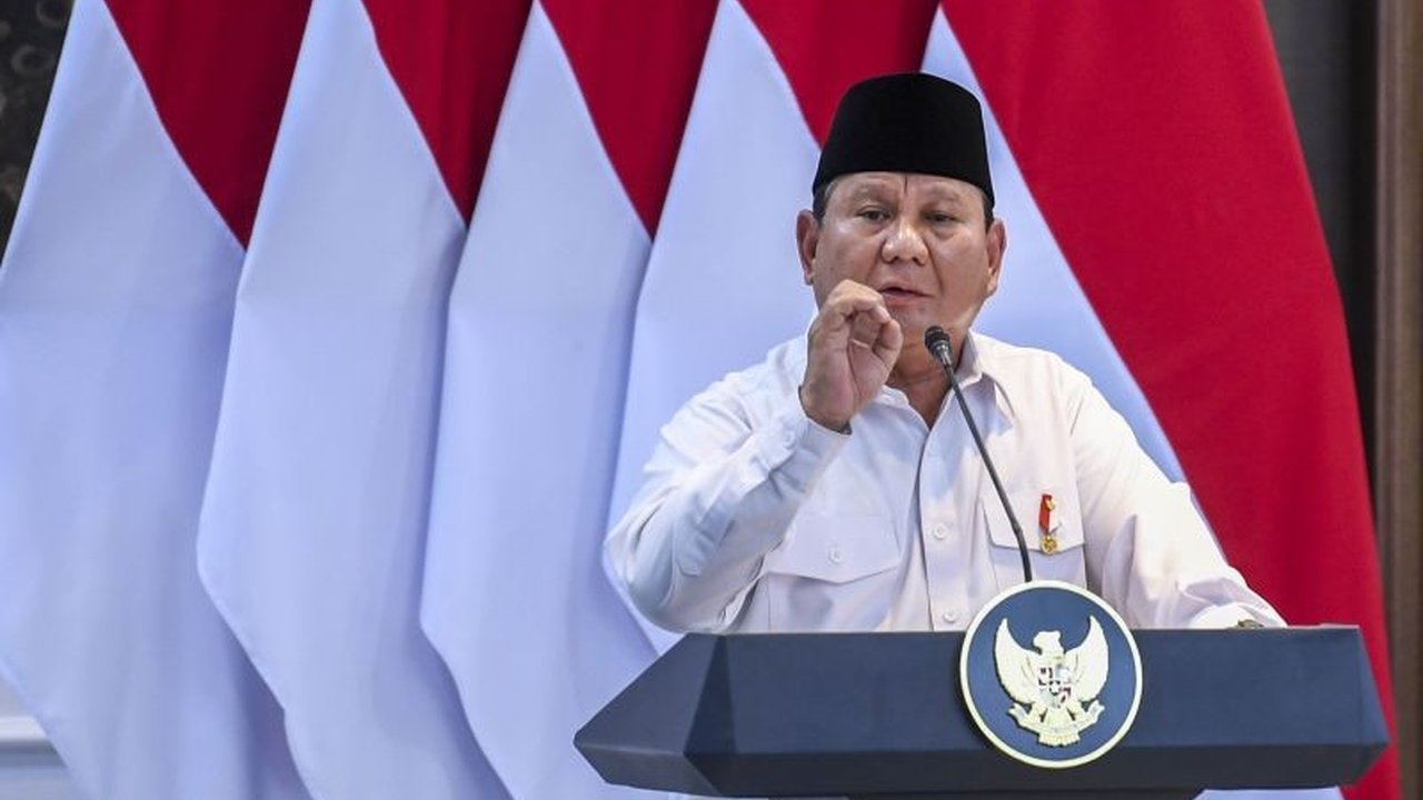 Presiden Prabowo Subianto menghadiri halalbihalal dengan keluarga besar PPAD dan purnawirawan TNI/Polri di Balai Kartini, Jakarta, seusai menerima surat kepercayaan dari delapan duta besar negara sahabat.