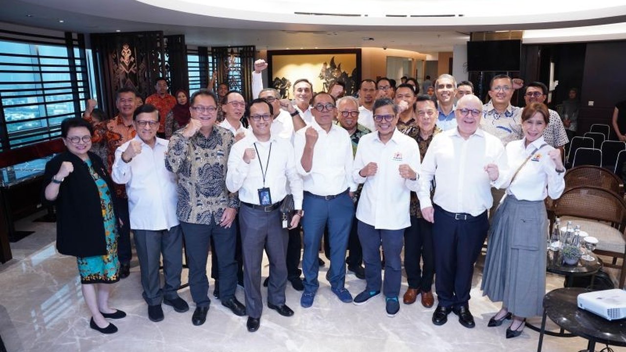 Kadin Indonesia optimistis program deregulasi dan debirokratisasi pemerintah akan mendorong peningkatan investasi dan ekspor bersih, meskipun pertumbuhan ekonomi kuartal pertama 2025 mencapai 4,87 persen.