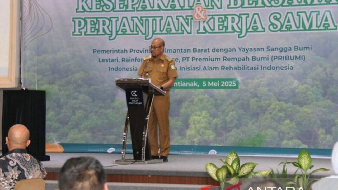 Pemerintah Provinsi Kalimantan Barat berkolaborasi dengan empat mitra strategis untuk mempercepat pengelolaan perhutanan sosial, demi meningkatkan kesejahteraan masyarakat dan kelestarian lingkungan.