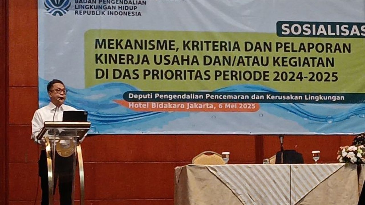Kementerian Lingkungan Hidup (KLH) mengoptimalkan Program PROPER untuk memastikan kepatuhan perusahaan dalam pengelolaan lingkungan, mendorong peningkatan reputasi, inovasi, dan keberlanjutan.