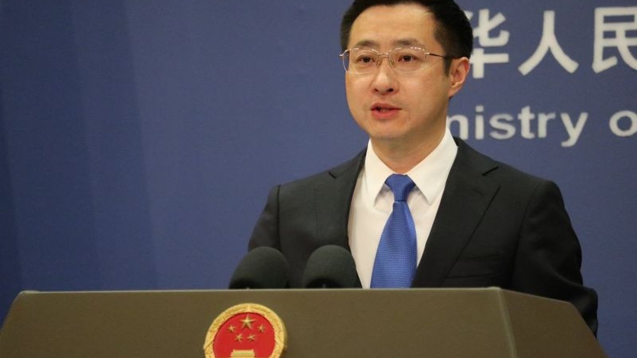 Wakil Perdana Menteri China, He Lifeng, akan bertemu Menteri Keuangan AS, Scott Bessent, di Swiss untuk memulai negosiasi guna menyelesaikan perang tarif antara kedua negara.