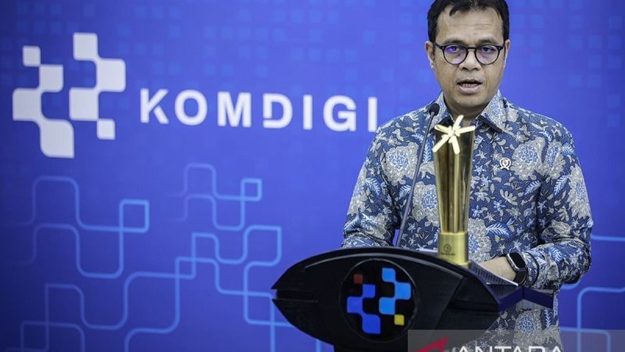 Kemkominfo optimistis teknologi seperti AI dapat mendorong inklusi keuangan di Indonesia, didukung oleh infrastruktur digital, literasi digital, dan regulasi yang inklusif.