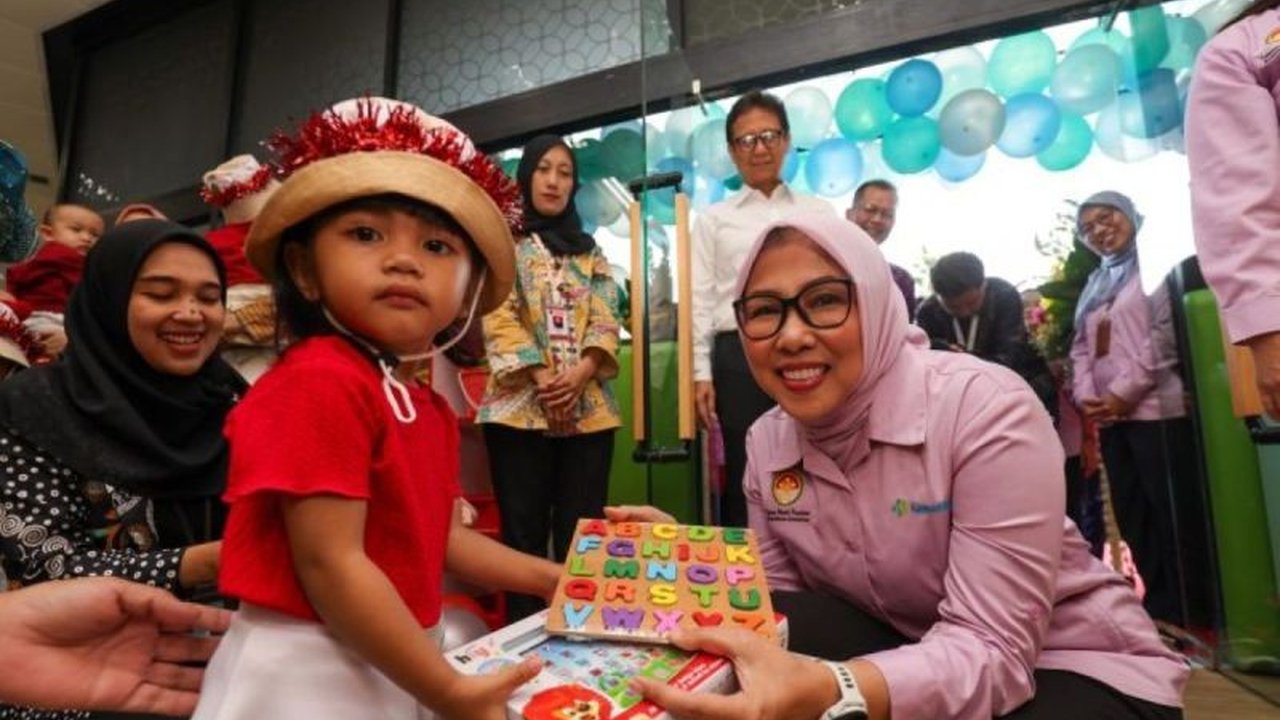Kementerian Kesehatan kembali mengoperasikan Tempat Pengasuhan Anak (TPA) Serama untuk meningkatkan produktivitas pegawai, terutama ibu bekerja, sekaligus memberikan perhatian optimal bagi tumbuh kembang anak.