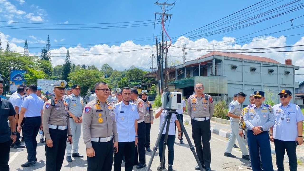 Kepolisian membentuk tim gabungan untuk mengusut kecelakaan maut bus ALS di Padang Panjang, Sumatera Barat, yang mengakibatkan 12 korban jiwa dan 22 luka-luka; penyelidikan melibatkan teknologi forensik.