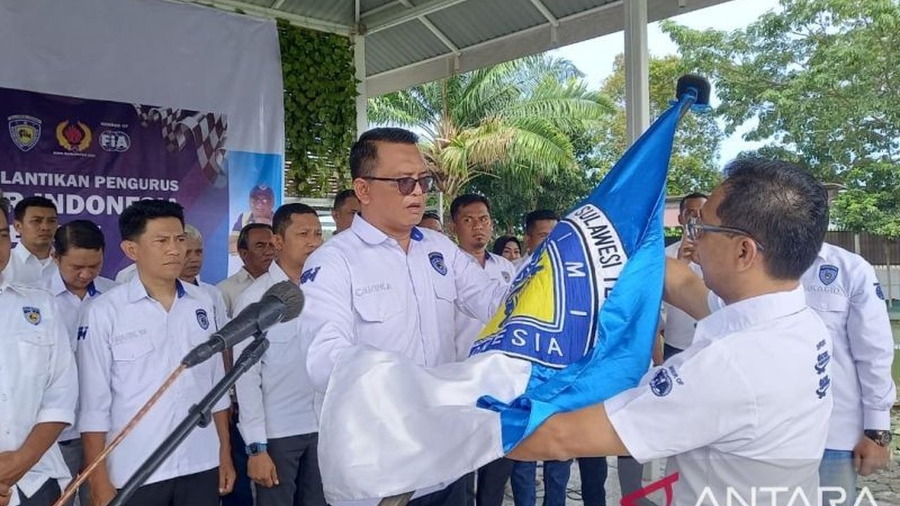Pemerintah Kabupaten Sigi mendukung penuh pembangunan sirkuit motocross internasional oleh IMI di Bukit Buntiede, Desa Padende, yang diharapkan menjadi ikon baru wisata olahraga Sigi.