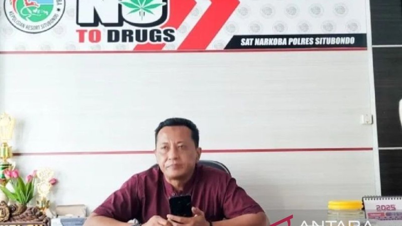 Satresnarkoba Polres Situbondo berhasil menangkap tiga pengedar sabu-sabu dengan barang bukti 4,21 gram sabu hasil pengembangan dari informasi masyarakat.