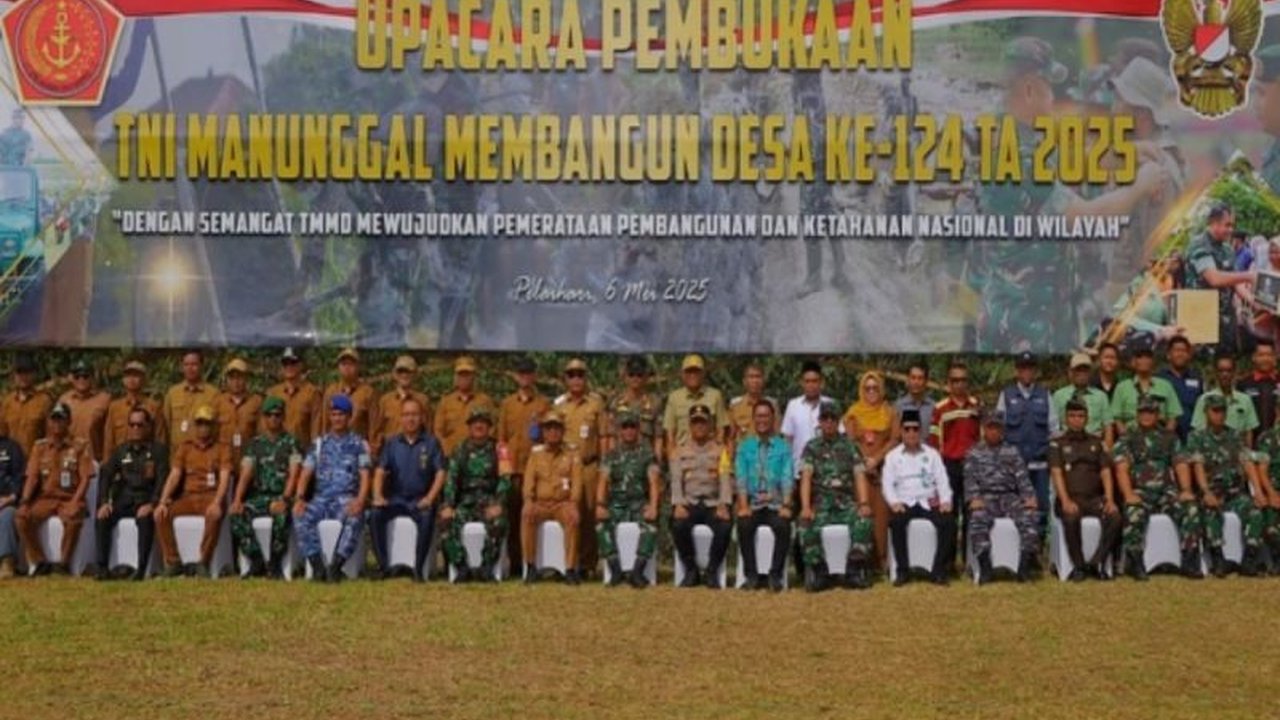 Program TMMD ke-124 di Tanah Laut, Kalimantan Selatan, diyakini akan meningkatkan kualitas hidup masyarakat melalui pembangunan infrastruktur dan semangat kebersamaan.