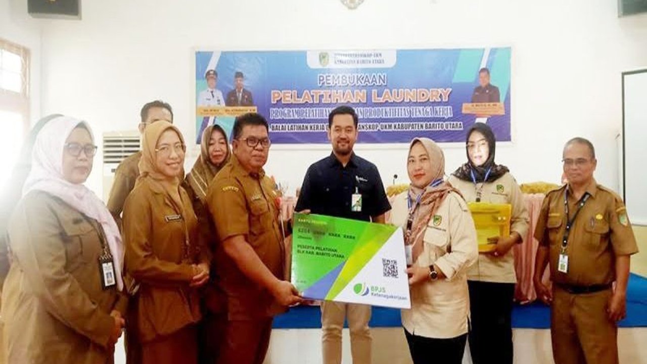 Pemerintah Kabupaten Barito Utara menggelar pelatihan laundry untuk meningkatkan SDM dan menciptakan peluang usaha baru bagi masyarakat, khususnya mereka yang belum memiliki pekerjaan.