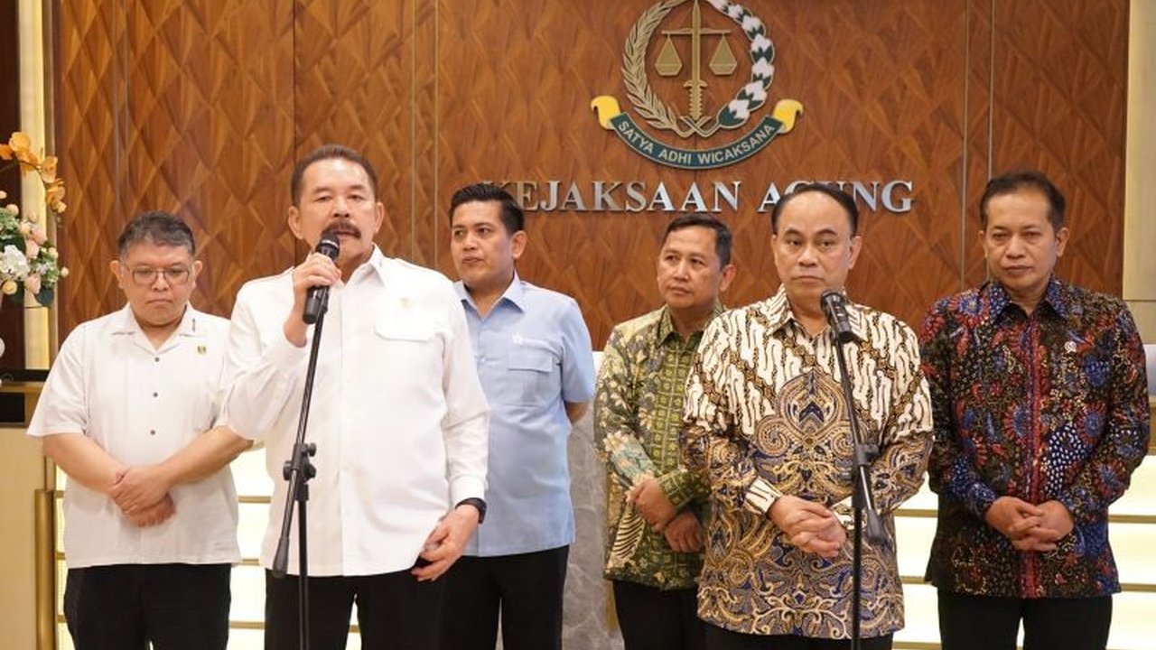 Kejaksaan Agung (Kejagung) resmi mengawal program Koperasi Merah Putih Kemenkop untuk memastikan transparansi penggunaan anggaran Rp8 triliun dalam pembentukan 80.000 koperasi di seluruh Indonesia.