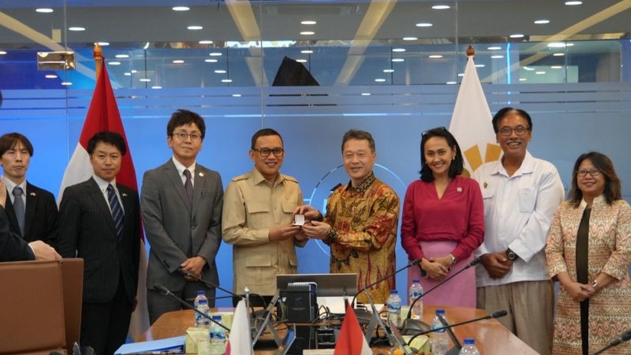 Kementerian Pelindungan Pekerja Migran Indonesia (KemenP2MI) dan Prefektur Mie, Jepang,jajaki kerja sama penempatan pekerja migran Indonesia (PMI) yang fokus pada tenaga terampil, ditandai dengan kunjungan Gubernur Prefektur Mie ke KemenP2MI.