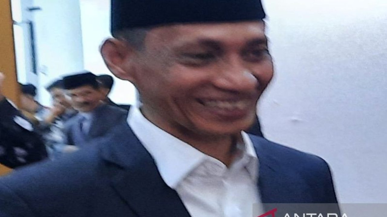 Pemkab Wakatobi melalui Taman Nasional Wakatobi mendapatkan proyek nasional ASEAN ENMAPS senilai miliaran rupiah untuk konservasi laut dan keberlanjutan perikanan, menjadikan Wakatobi sebagai pusat konservasi maritim di Indonesia.
