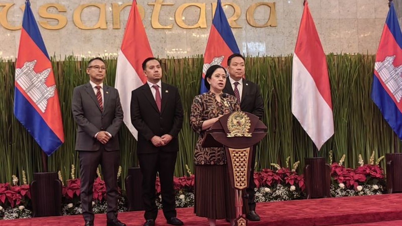 Ketua DPR RI, Puan Maharani, menyatakan belum memutuskan alat kelengkapan dewan (AKD) yang akan membahas RUU Perlindungan Pekerja Rumah Tangga (PPRT), menunggu hasil RDPU dan aspirasi masyarakat.