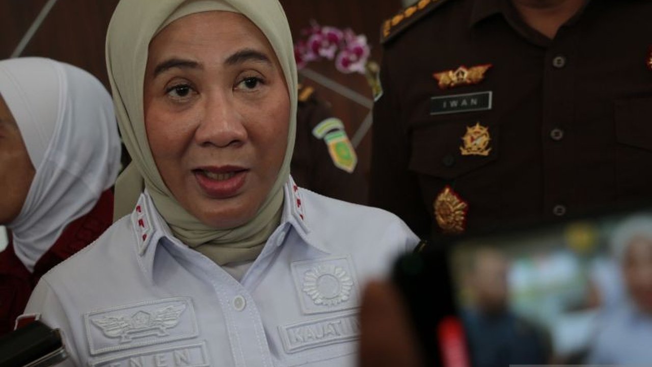 Kejaksaan Agung mengawasi penanganan kasus dugaan korupsi dana hibah PKK Dompu senilai Rp2 miliar yang ditangani Kejari Dompu, dengan laporan pertanggungjawaban dinilai fiktif dan tidak transparan.