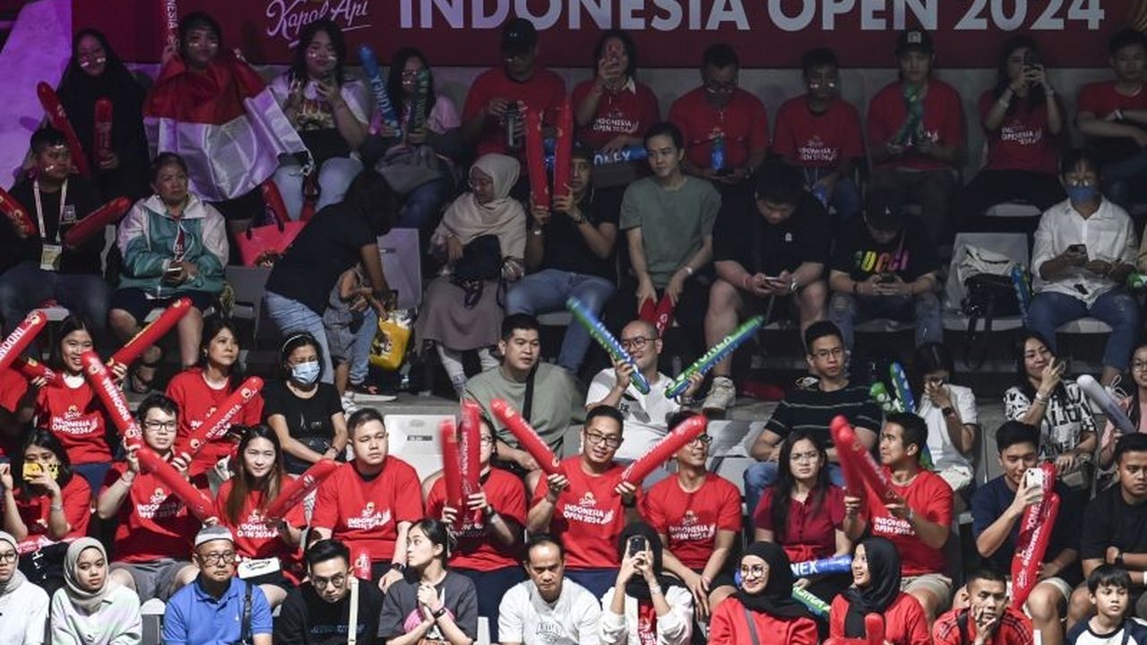 PBSI luncurkan harga tiket Indonesia Open 2025 mulai Rp50.000, tercatat sebagai yang termurah se-dunia untuk turnamen kelas Super 1000, dengan sistem 'one time entry' untuk mencegah calo.