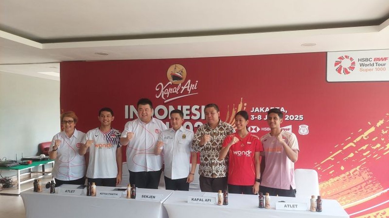 Indonesia Open 2025 akan menggunakan karpet biru di Istora GBK sebagai identitas baru turnamen bulu tangkis bergengsi ini, menambah daya tarik kompetisi dan menargetkan gelar juara di sektor tunggal putra atau ganda putra.
