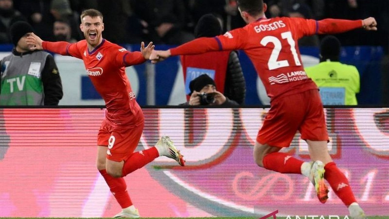 Fiorentina bertekad membalikkan keadaan saat menjamu Real Betis di leg kedua semifinal Liga Conference, Jumat dini hari WIB, setelah kalah 1-2 di leg pertama. Pelatih dan pemain Fiorentina siap memberikan penampilan terbaik demi lolos ke final.