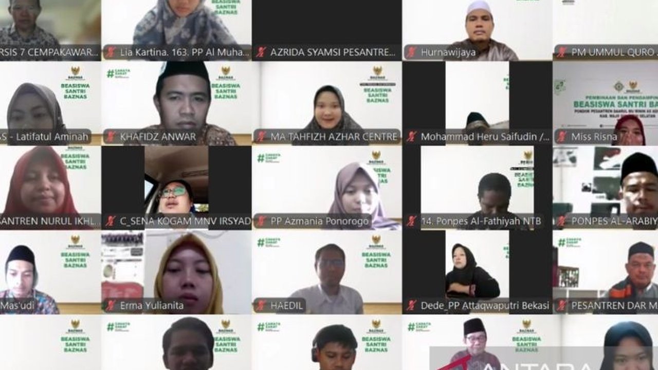 Program Beasiswa Santri Baznas 2024 berhasil mengantarkan 2.000 santri dari keluarga dhuafa masuk PTN favorit melalui jalur SNBP, bukti nyata komitmen Baznas dalam meningkatkan kualitas sumber daya umat.