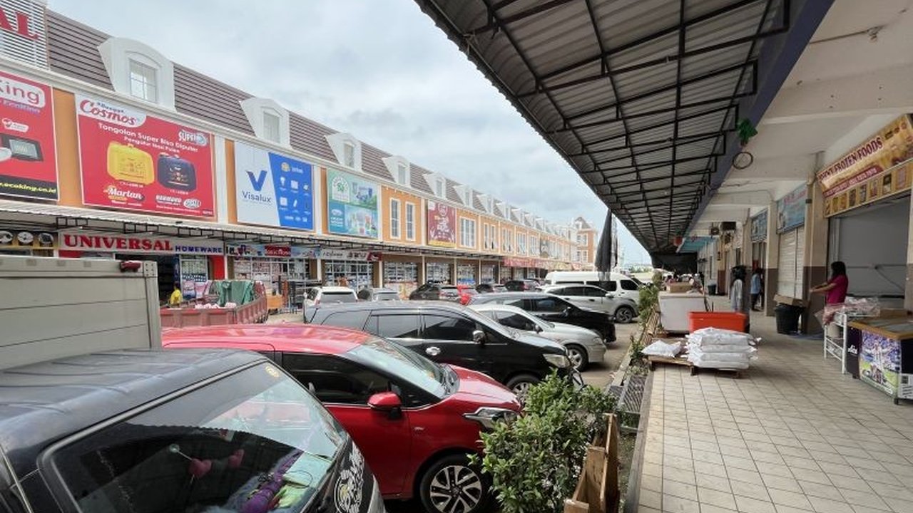 Pemerintah Kota Batam gencar menerapkan program parkir berlangganan untuk meningkatkan Pendapatan Asli Daerah (PAD) dan ketertiban parkir, dengan target penerimaan Rp18 miliar di tahun 2025.