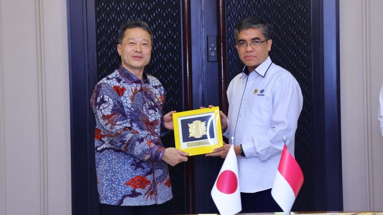 Kementerian Ketenagakerjaan RI dan Prefektur Mie, Jepang, resmi tingkatkan kerja sama pengiriman peserta magang teknis Indonesia ke Jepang melalui Nota Kesepahaman (MoU) untuk mencetak SDM unggul.