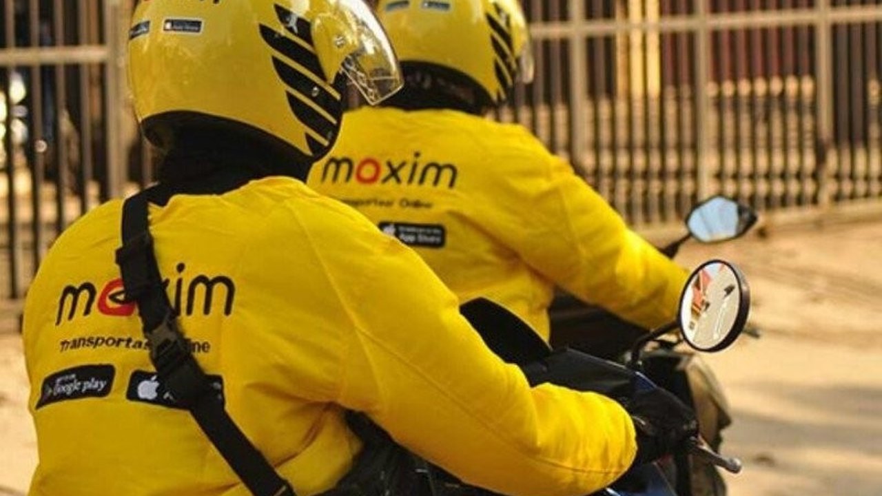 Maxim Indonesia mempertanyakan usulan pemotongan komisi ojol hingga 10 persen, menekankan perlunya kajian mendalam untuk menjaga keseimbangan layanan dan perekonomian digital.