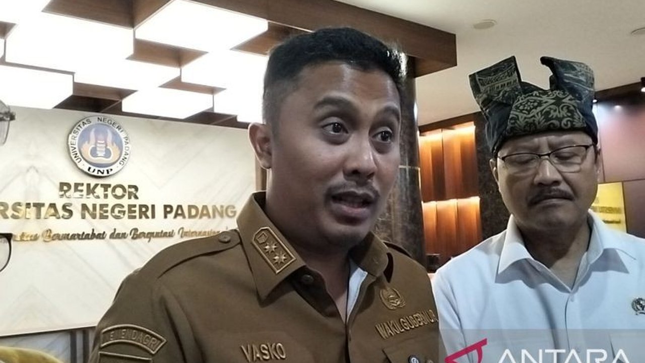 Pemerintah Provinsi Sumatera Barat mengingatkan masyarakat akan potensi bencana alam, terutama megathrust, dan mengimbau kewaspadaan serta kesiapsiagaan.