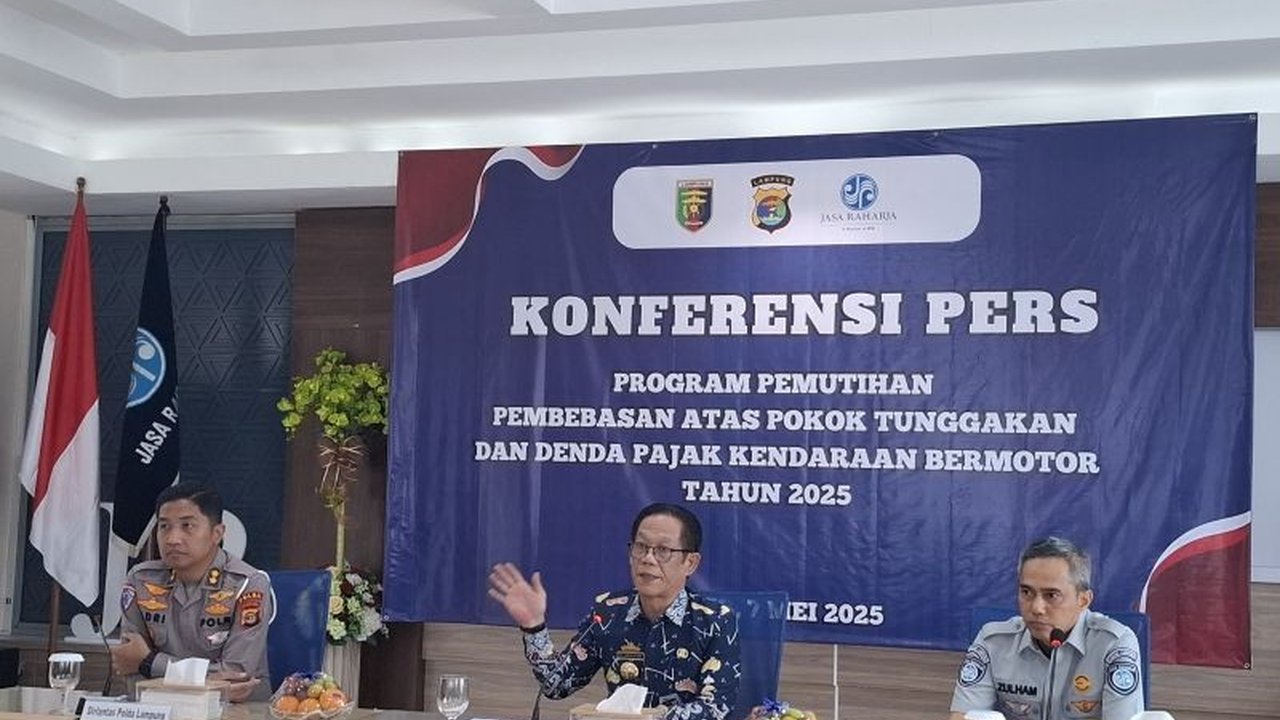 Program pemutihan pajak kendaraan bermotor di Lampung sukses besar, menghasilkan pendapatan Rp5-Rp6 miliar per hari bagi pemerintah provinsi dan kabupaten/kota.