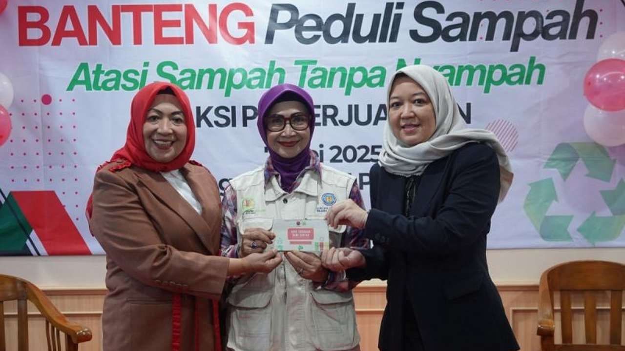 Fraksi PDI Perjuangan DPRD DKI Jakarta luncurkan program edukasi pengelolaan sampah 