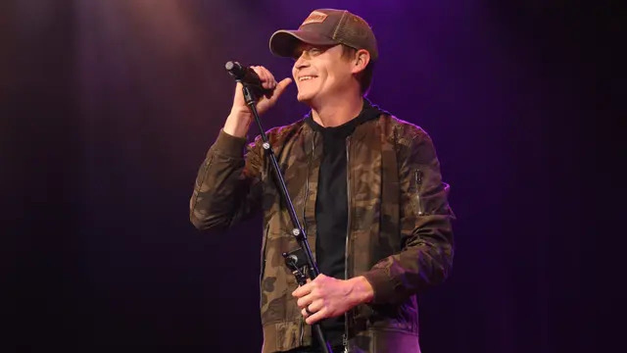 Vokalis 3 Doors Down Brad Arnold. (Jason Kempin / GETTY IMAGES NORTH AMERICA / Getty Images via AFP)