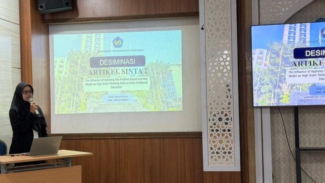 Delapan mahasiswa PG PAUD Unismuh Makassar berhasil lulus tanpa skripsi setelah mempublikasikan karya ilmiah mereka di jurnal terakreditasi nasional Sinta 2, menandai perubahan paradigma pendidikan di kampus tersebut.