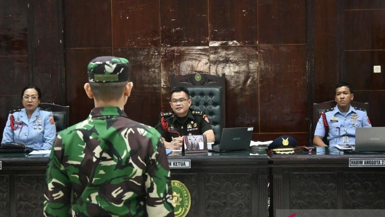 Kelasi Satu Vicky Febrian Sakudu, prajurit TNI AL, mengaku takut melapor kepada pimpinannya setelah mengetahui rekannya membunuh jurnalis Juwita karena terdakwa memiliki keahlian bela diri.
