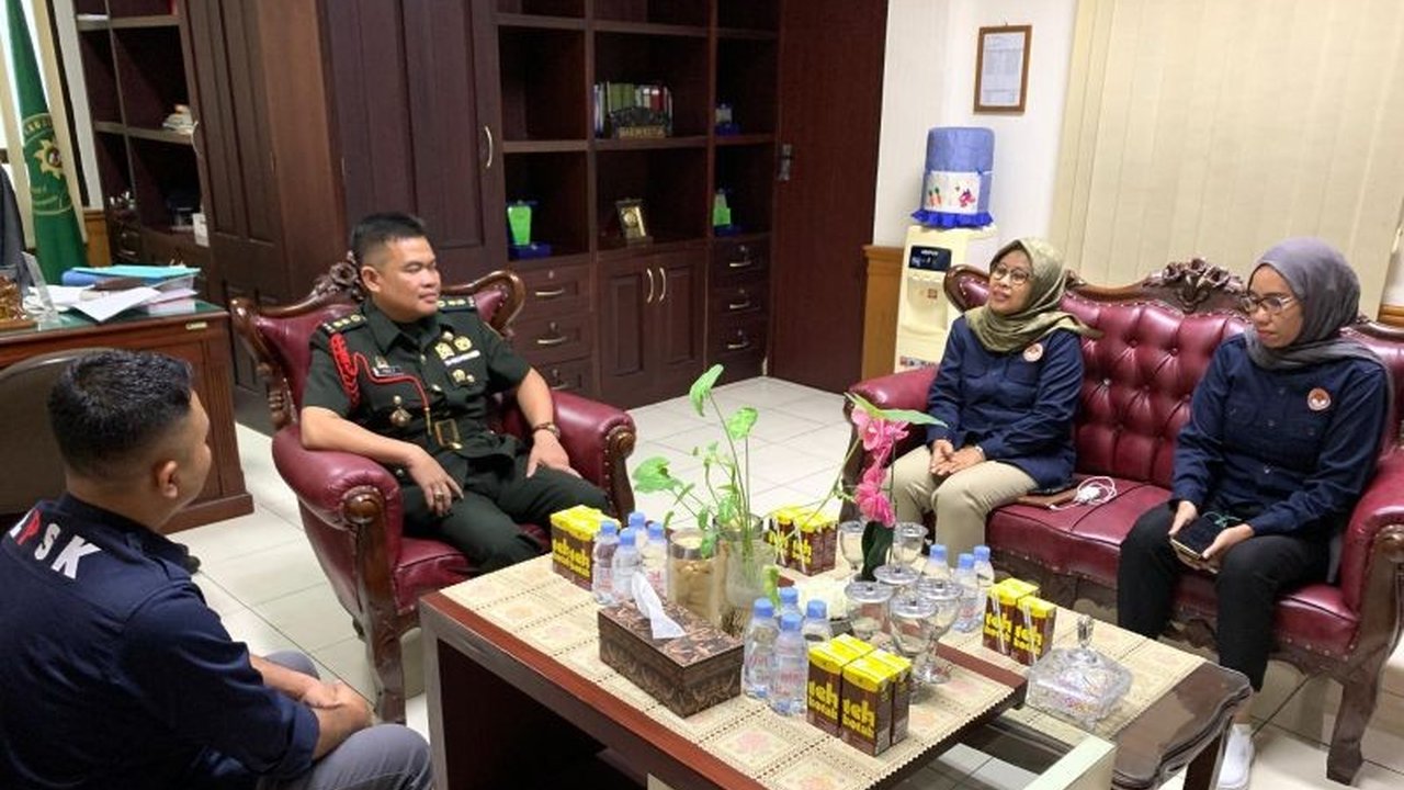 Lembaga Perlindungan Saksi dan Korban (LPSK) memberikan perlindungan darurat kepada keluarga dan saksi kasus pembunuhan jurnalis Juwita di Banjarbaru, Kalimantan Selatan, yang diduga dilakukan oknum TNI AL.