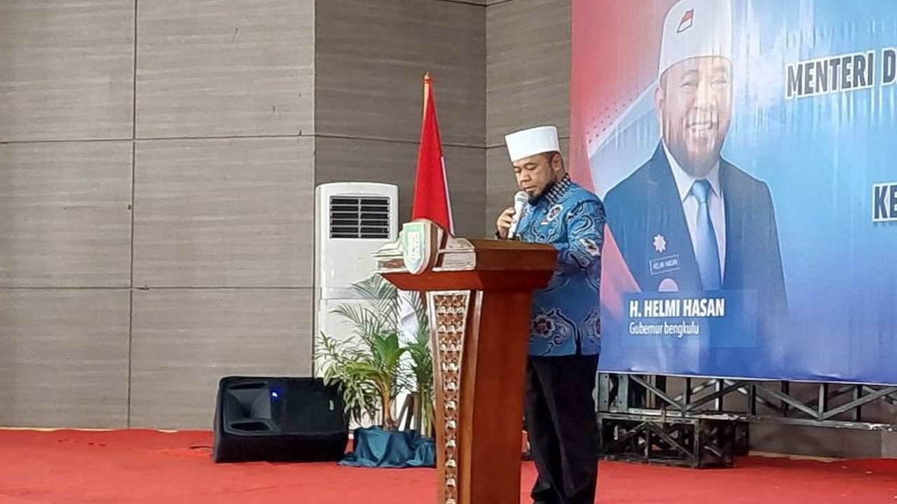 Gubernur Bengkulu, Helmi Hasan, fokus pada efisiensi APBD 2025 untuk sektor prioritas dan membantah anggaran pembelian kendaraan dinas sebesar Rp5 miliar yang disebut-sebut terjadi pada masa kepemimpinannya.