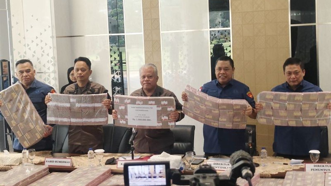 Kejaksaan Agung menyita Rp479 miliar dari dua anak perusahaan PT Darmex Plantations yang diduga merupakan hasil tindak pidana pencucian uang terkait kasus korupsi PT Duta Palma Group.