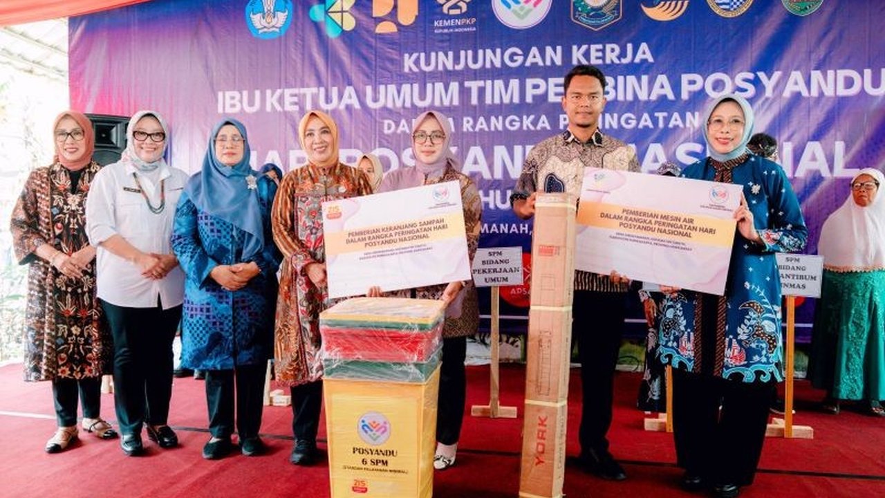 Hari Posyandu Nasional 2024 menekankan transformasi penting Posyandu untuk mendukung pemenuhan kebutuhan dasar masyarakat di enam bidang standar pelayanan minimal (SPM), sejalan dengan Asta Cita Presiden Prabowo.