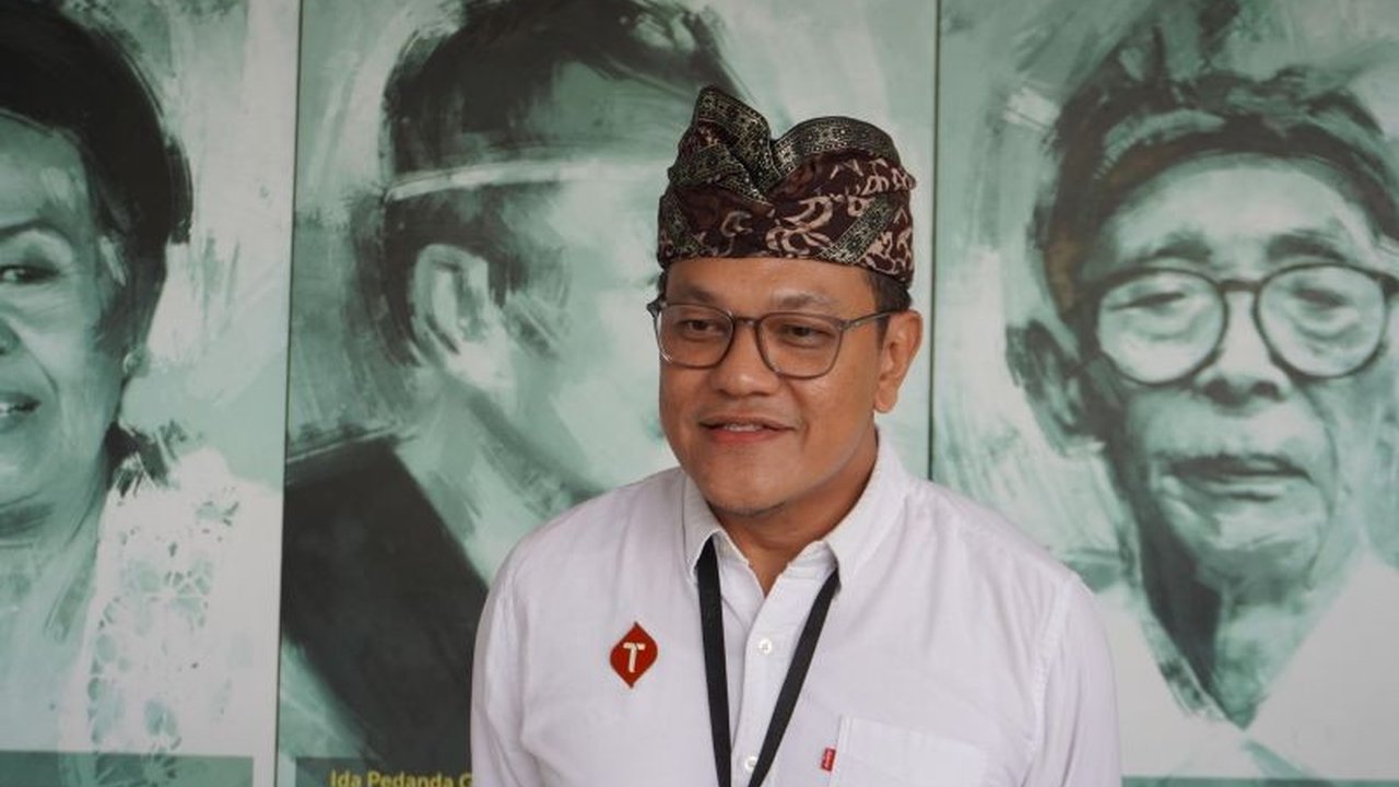 Telkomsel meluncurkan platform edukasi digital SKULL ID di Denpasar Education Festival 2025, bertujuan untuk mendukung proses belajar mengajar yang inklusif dan berkelanjutan.