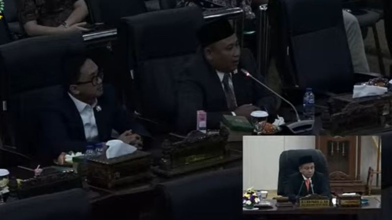 Anggota DPRD Banten mendesak Pemprov Banten untuk menindak tegas kasus kekerasan seksual terhadap anak di sekolah, menyusul beberapa kasus yang terjadi baru-baru ini.