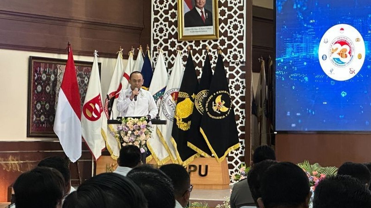 Pusat Pelaporan dan Analisis Transaksi Keuangan (PPATK) memprediksi penurunan signifikan deposit judi online di tahun 2025 dibandingkan tahun sebelumnya, berdasarkan data kuartal pertama 2025 yang menunjukkan tren positif.