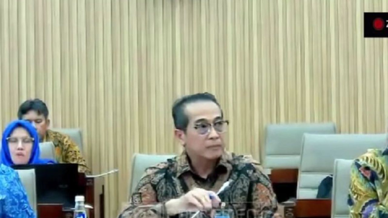 PT Bio Farma siap mendukung program pemerintah dengan memasok obat-obatan ke apotek yang didirikan Koperasi Desa Merah Putih untuk meningkatkan akses kesehatan di pedesaan.