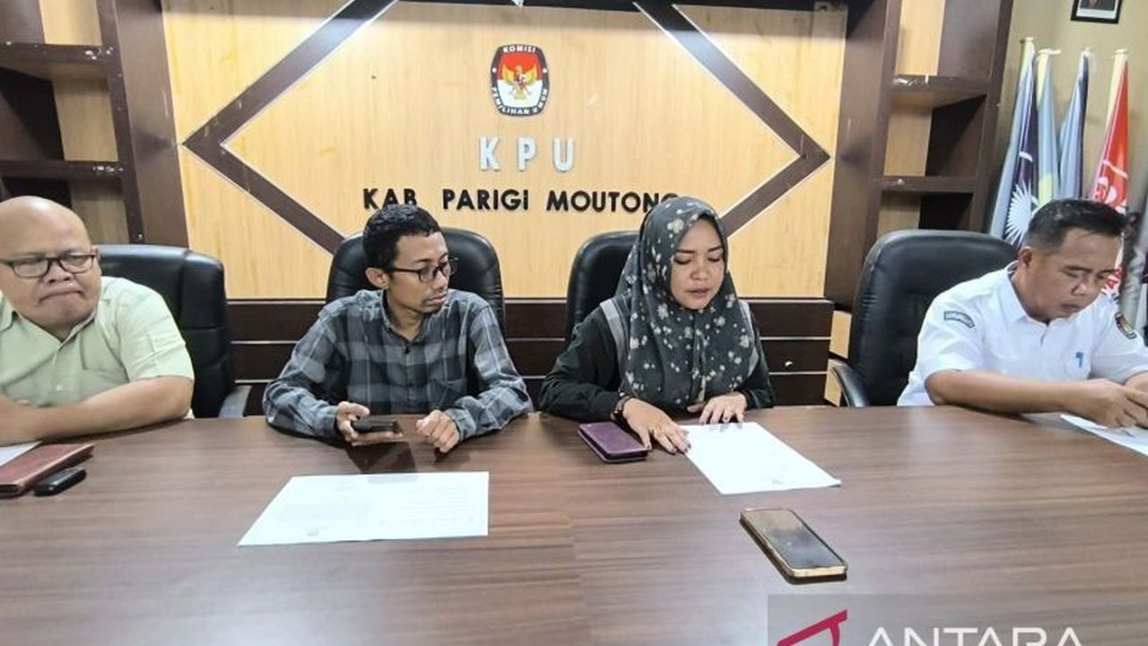 KPU Parigi Moutong akan menetapkan pasangan calon bupati dan wakil bupati terpilih hasil PSU Pilkada 2024 pada 11 Mei 2025, setelah menerima surat pemberitahuan resmi dari KPU RI.
