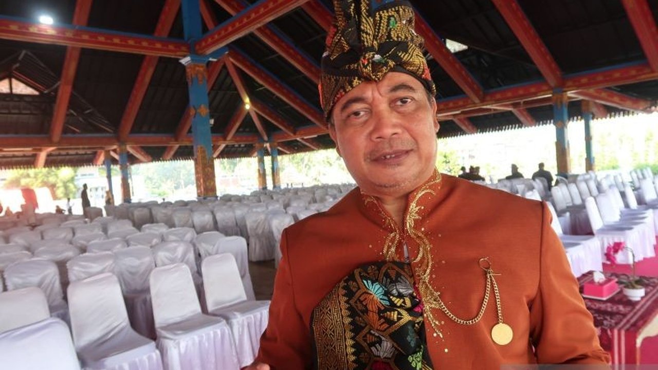 Pemerintah Lombok Barat berinvestasi besar dalam pengembangan infrastruktur menuju Orong Bukal, destinasi wisata mirip Raja Ampat yang menjanjikan, guna meningkatkan aksesibilitas dan daya tarik bagi wisatawan domestik dan mancanegara.